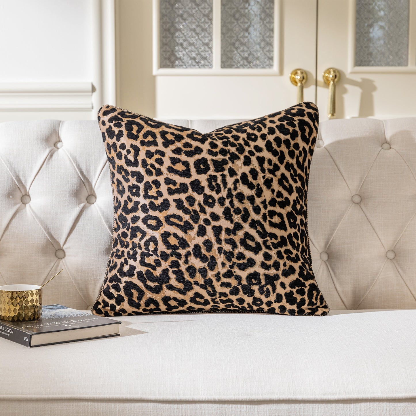 Stylish Leopard Print 20" Square Jacquard Pillow Cover 1-Piece