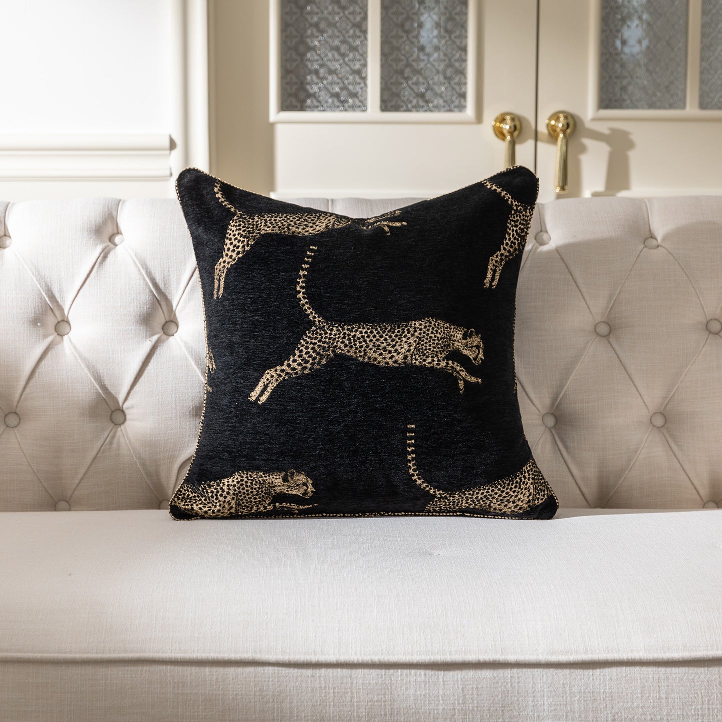 Leopard 20"x 20" Pillow Cover