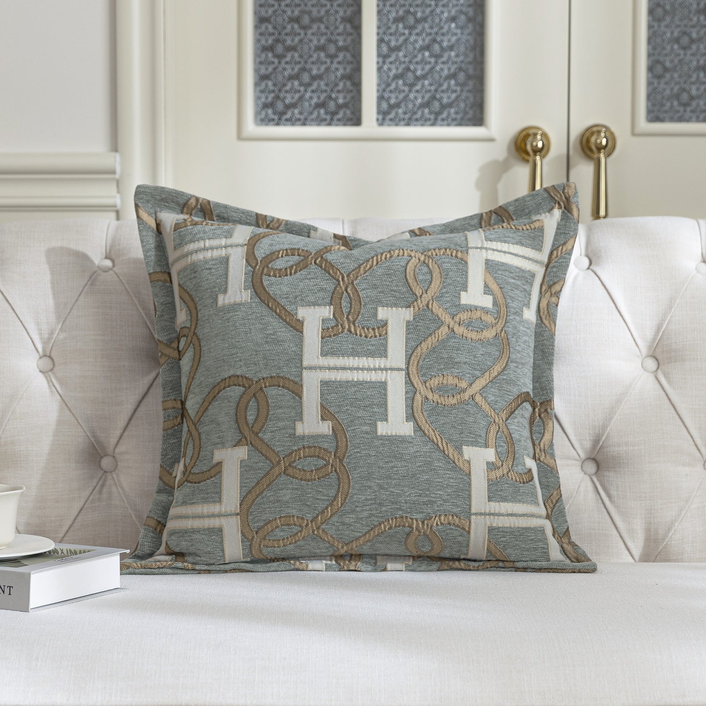 1-Piece Letter H & Chain 20"x20" Pillow Covers Gray