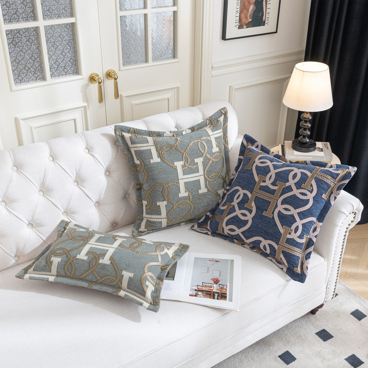 1-Piece Letter H & Chain 20"x20" Pillow Covers Gray