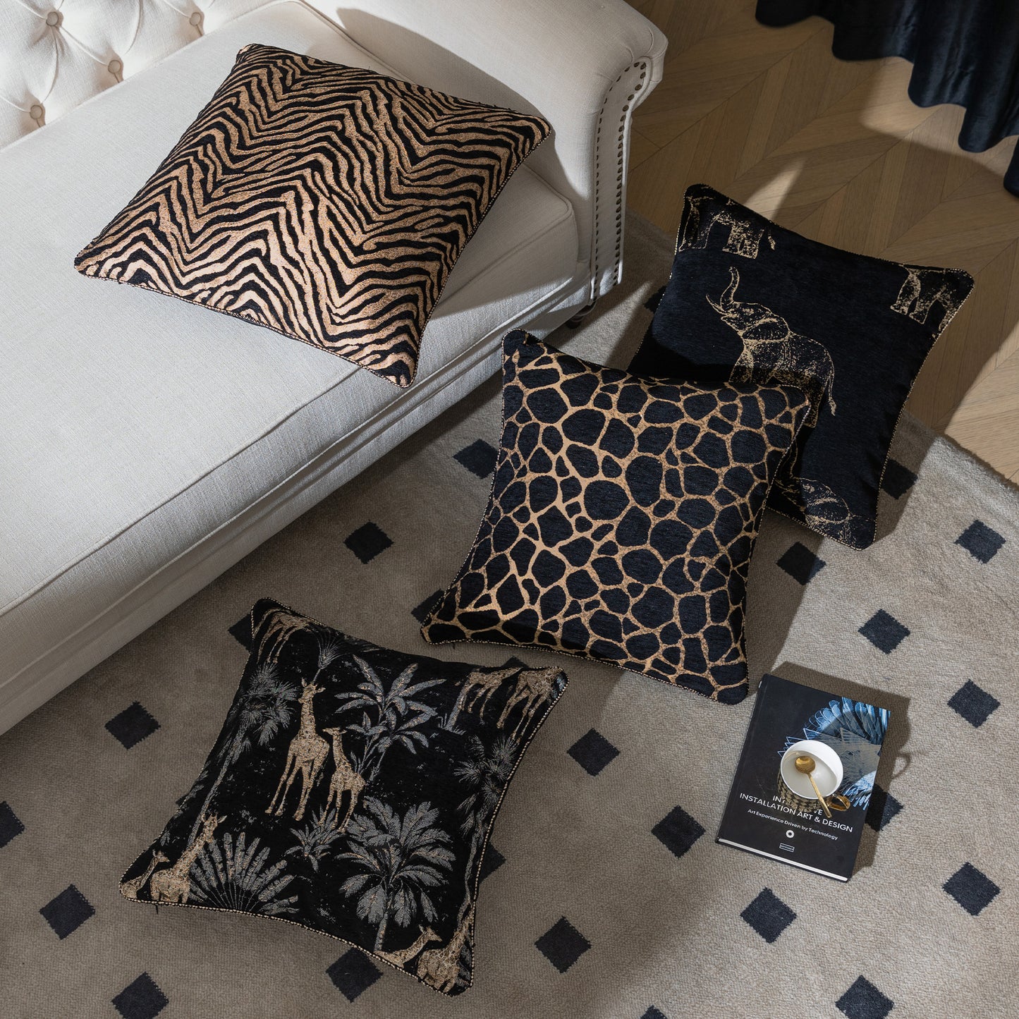Safari Giraffe Print 20" Square Jacquard Pillow Cover 1-Piece