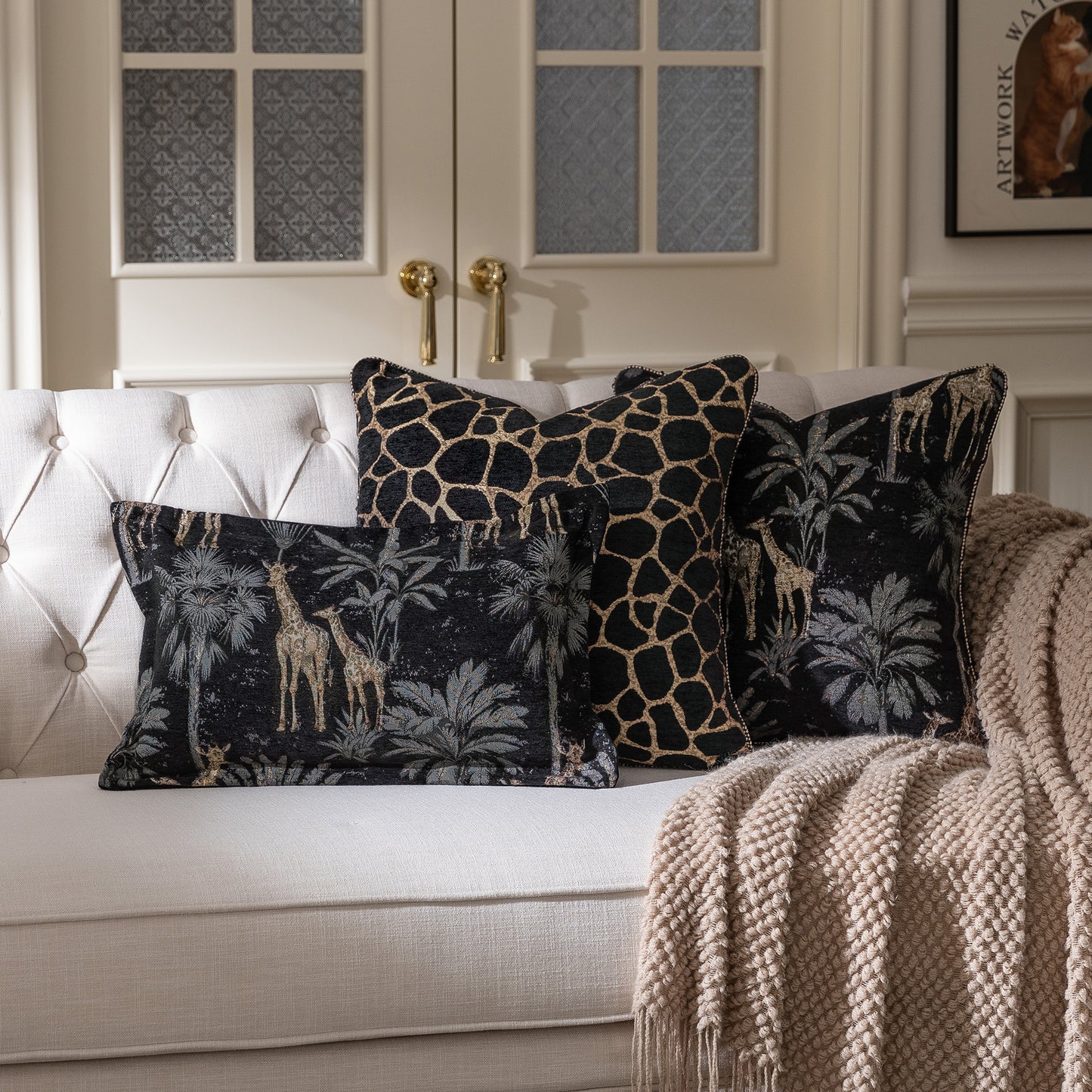 Giraffe Palm Tree 13"x20" Lumbar Pillow Cover