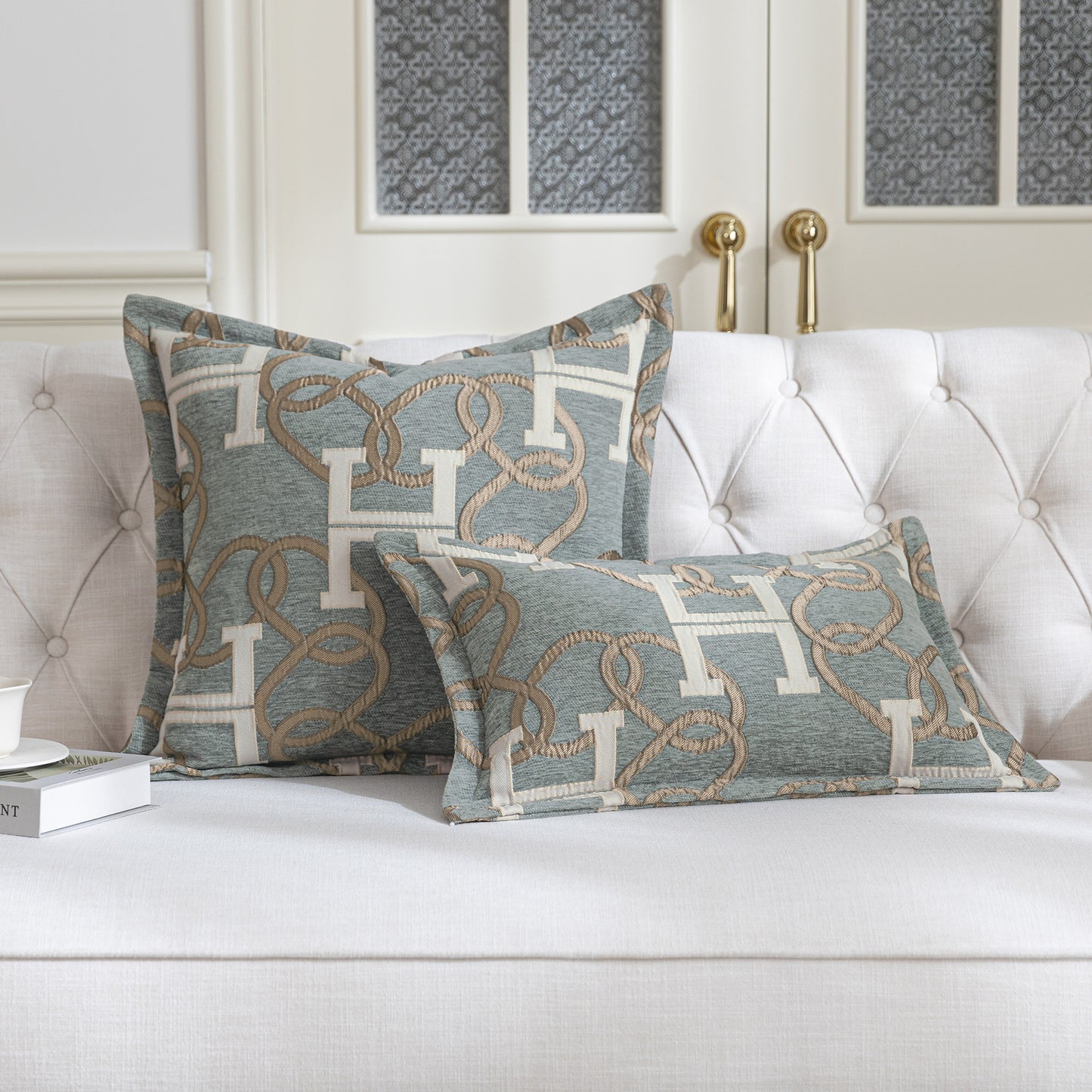 1-Piece Letter H & Chain 20"x20" Pillow Covers Gray